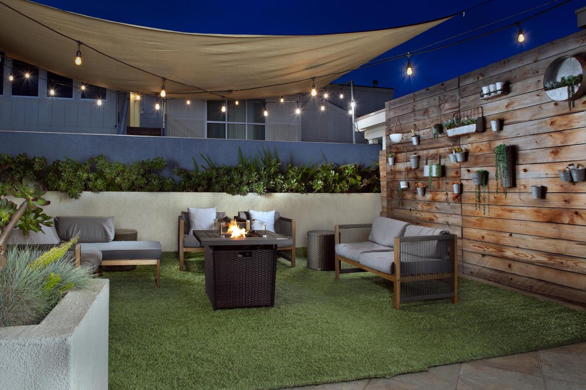 Hilton Garden Inn Los Angeles Marina Del Rey Exterior foto